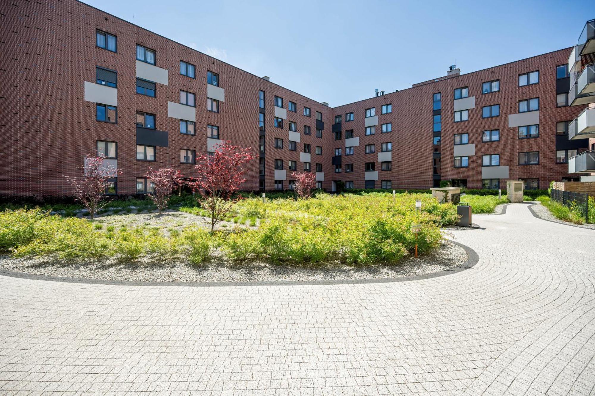 Piekny Apartament Wichrowa - 2 Sypialnie Free Garage Wroclaw By Noclegi Renters Bagian luar foto